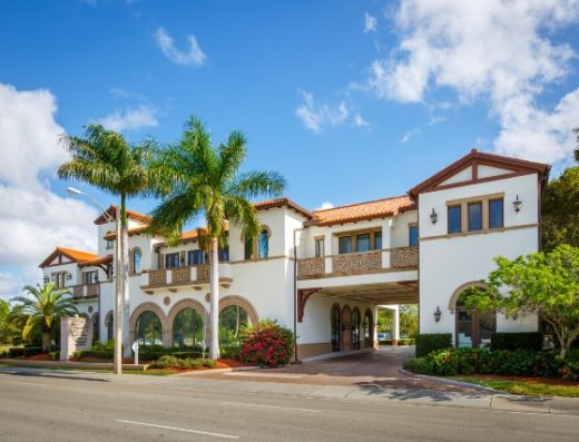Gulfshore Concierge Medicine, Downtown Naples | Dr. Eric Hochman, Dr. Nicole Costello, Dr. Elias Shaheen