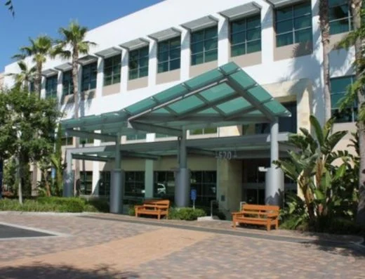 Dr. Kathryn Cardoza MD